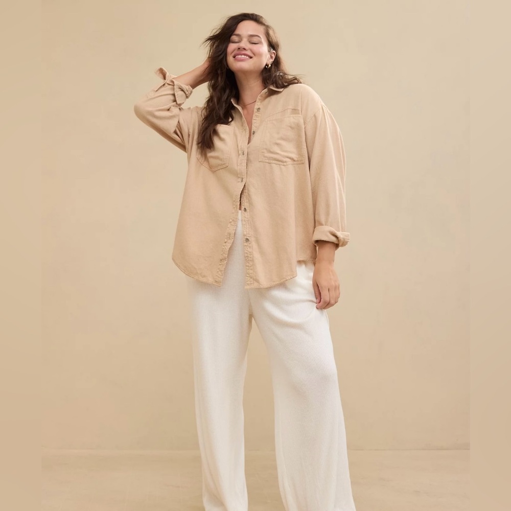 Aerie Anytime Fave Twill Shirt Color- Koko Brown
Size- S